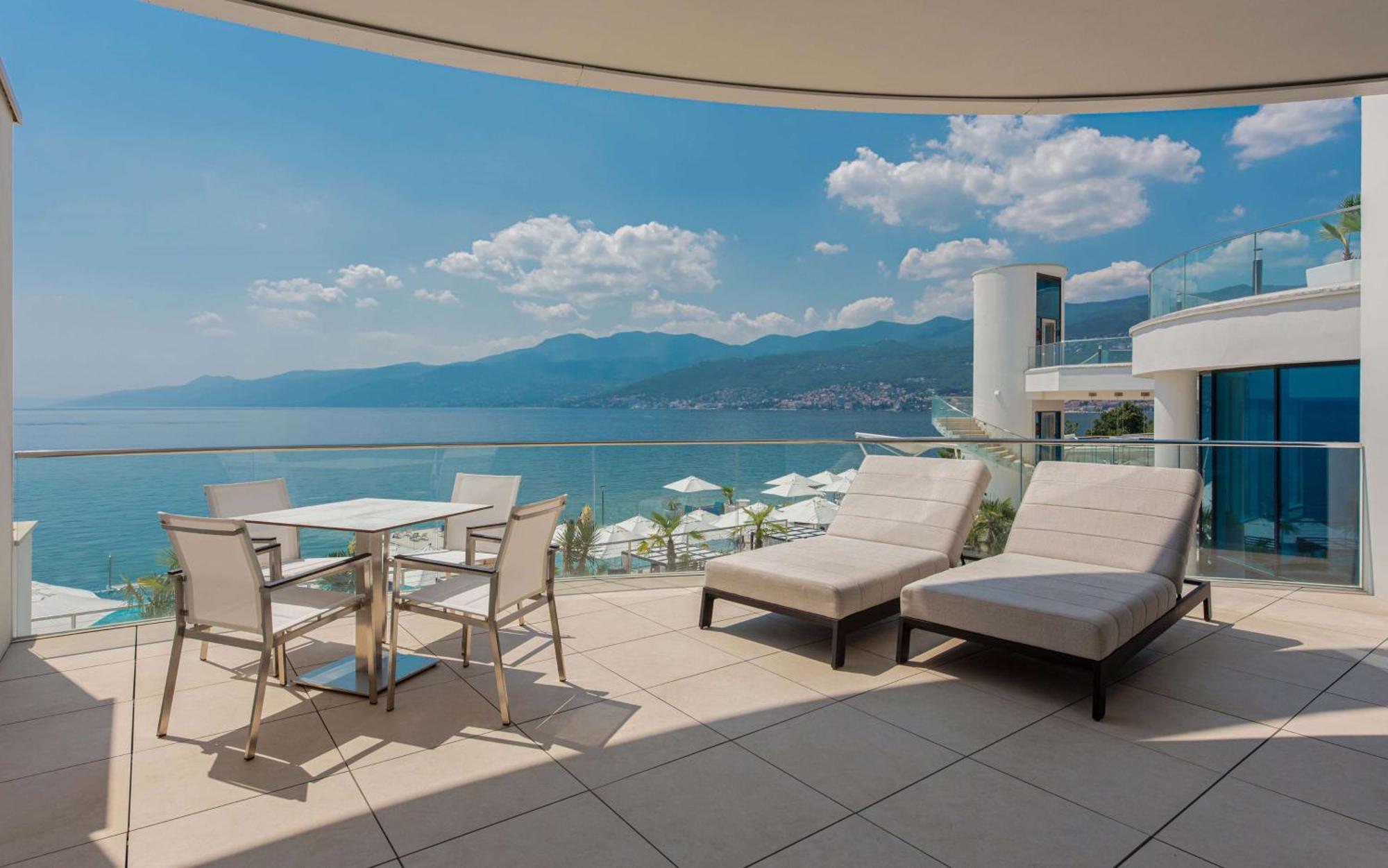 Hilton Rijeka Costabella Beach Resort And Spa Exteriör bild View from the hotel
